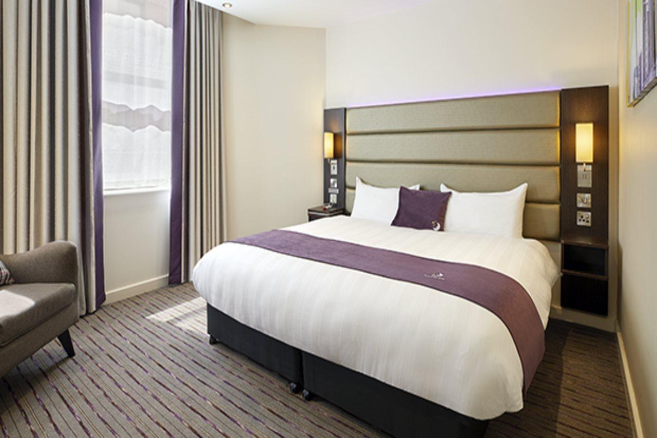 Premier Inn Wirral - Heswall Ngoại thất bức ảnh