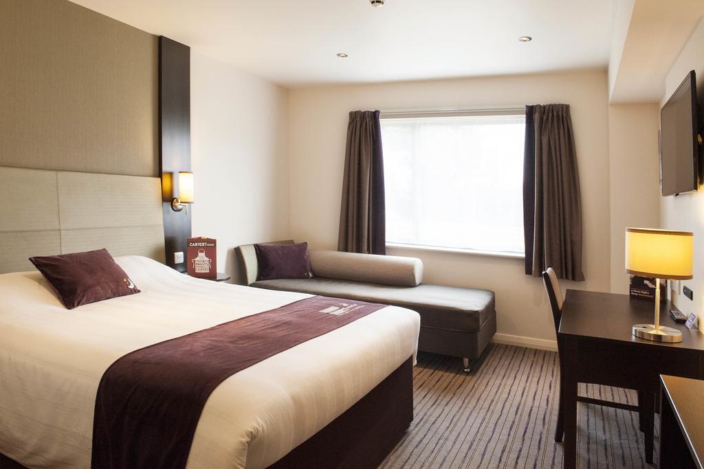 Premier Inn Wirral - Heswall Ngoại thất bức ảnh