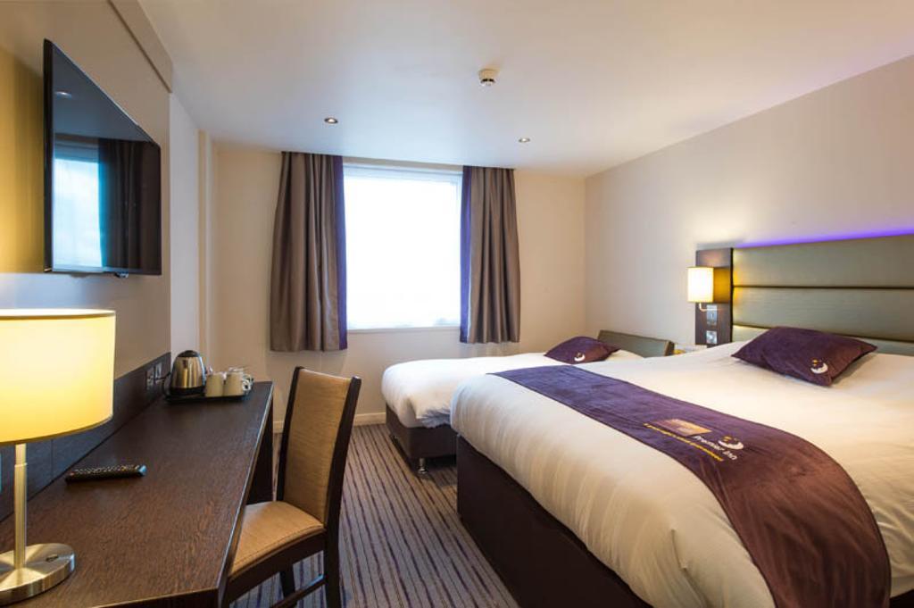 Premier Inn Wirral - Heswall Ngoại thất bức ảnh