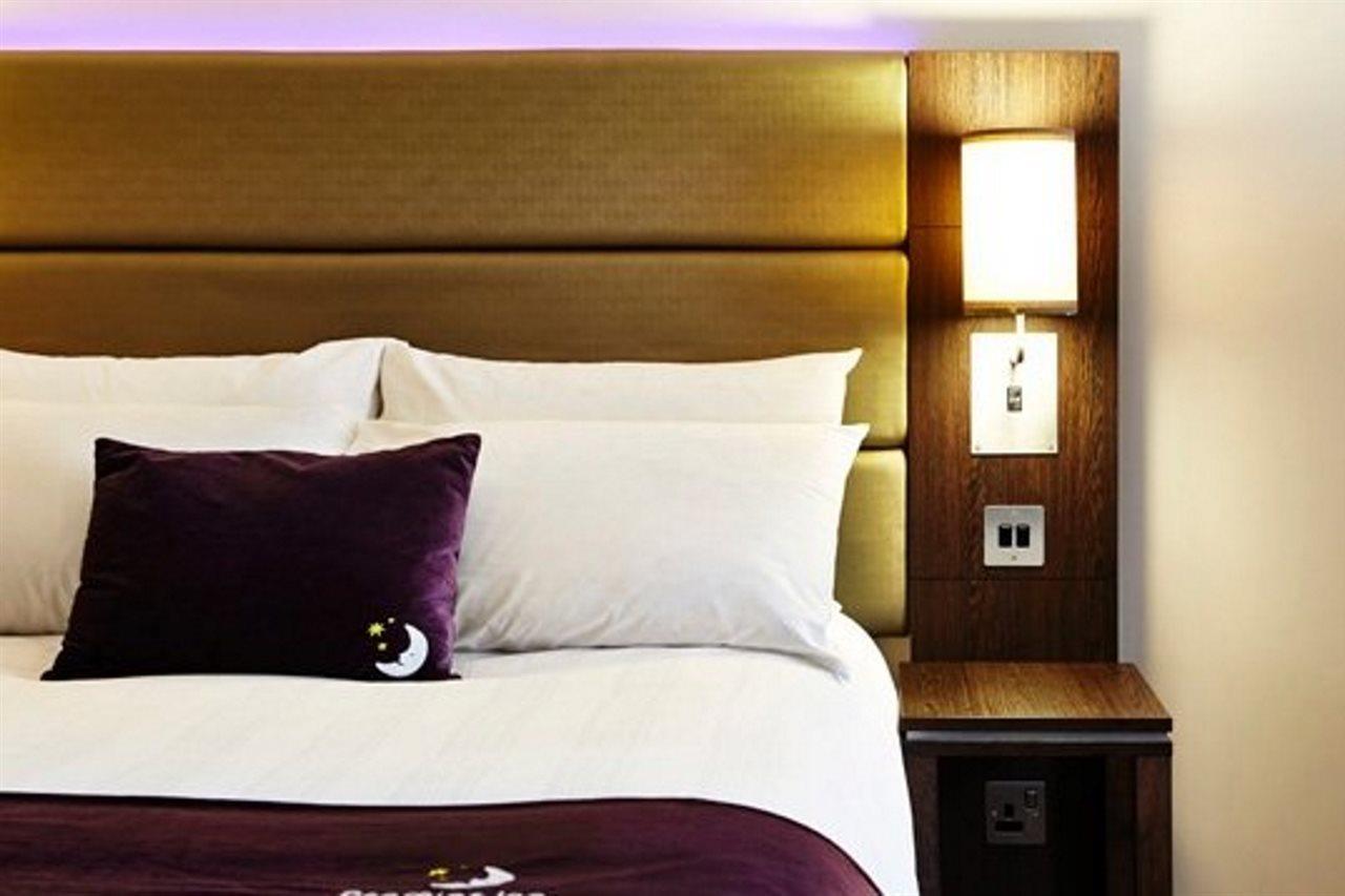 Premier Inn Wirral - Heswall Ngoại thất bức ảnh
