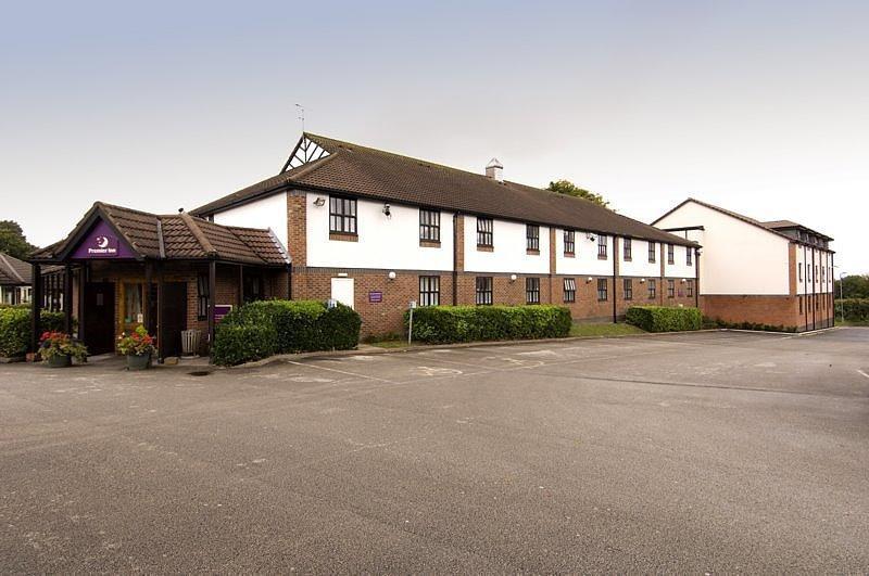 Premier Inn Wirral - Heswall Ngoại thất bức ảnh